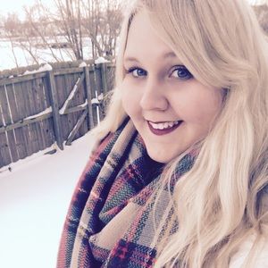 Meet your Posher, Misty